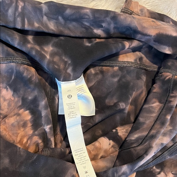 NWT! Tie dye aligns - lululemon size 20 + 23” - Picture 2 of 2